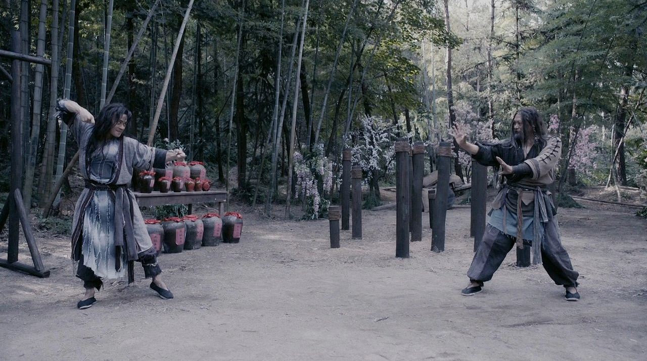 แสบซ่าส์กระจาย! '醉侠苏乞儿' ภาพยนตร์กังฟูขี้เมาที่คุณอาจพลาด